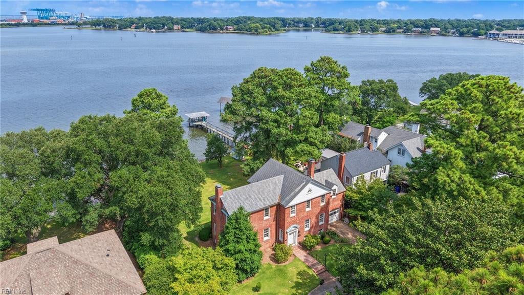 1502 Eleanor Ct — photo