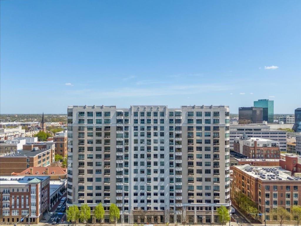 123 College Pl P6 — photo