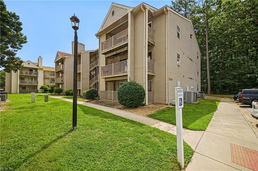 562 Candle Ln 103 — photo