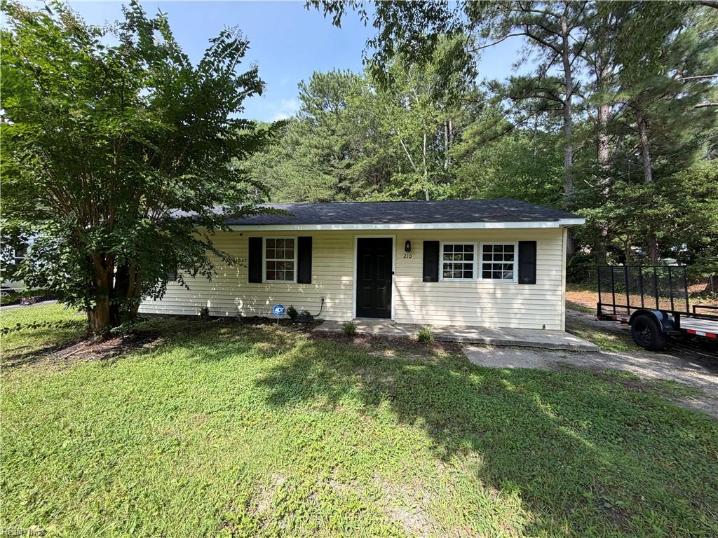210 Walker Dr — photo