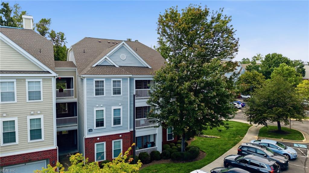 704 Bristol Village Dr 105 — photo