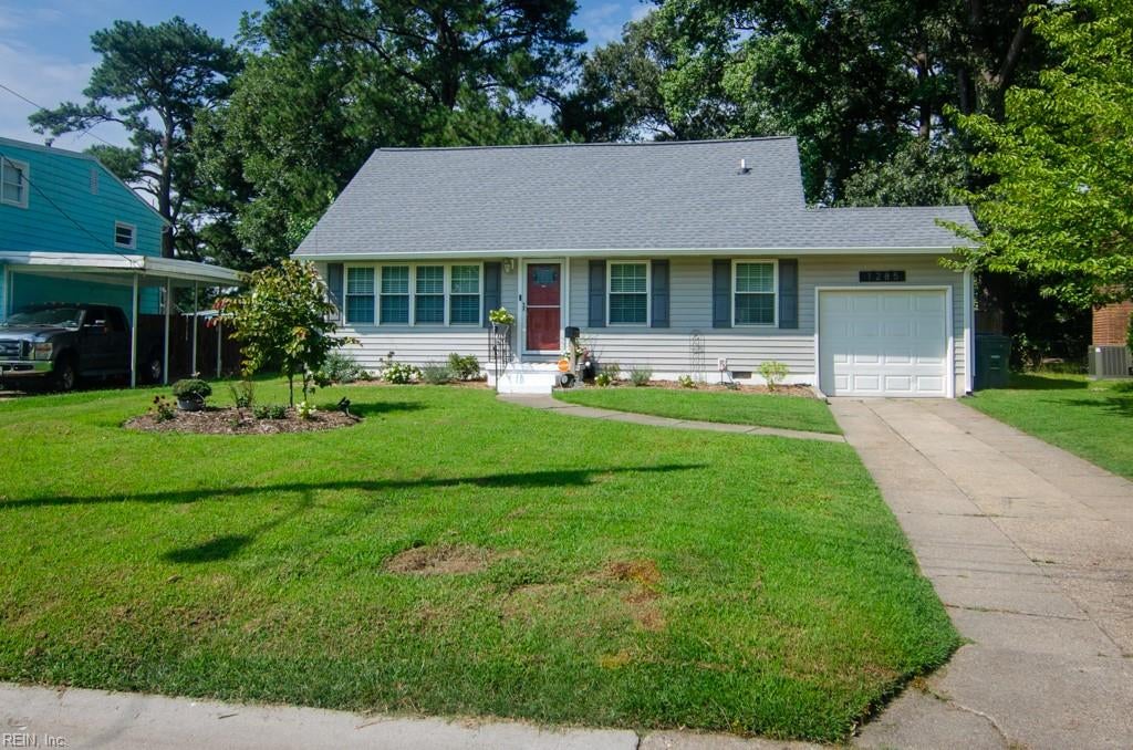 1285 River Oaks Dr — photo