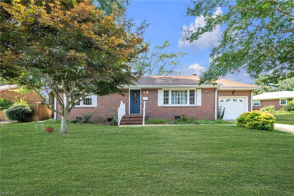 24 Sandra Dr — photo