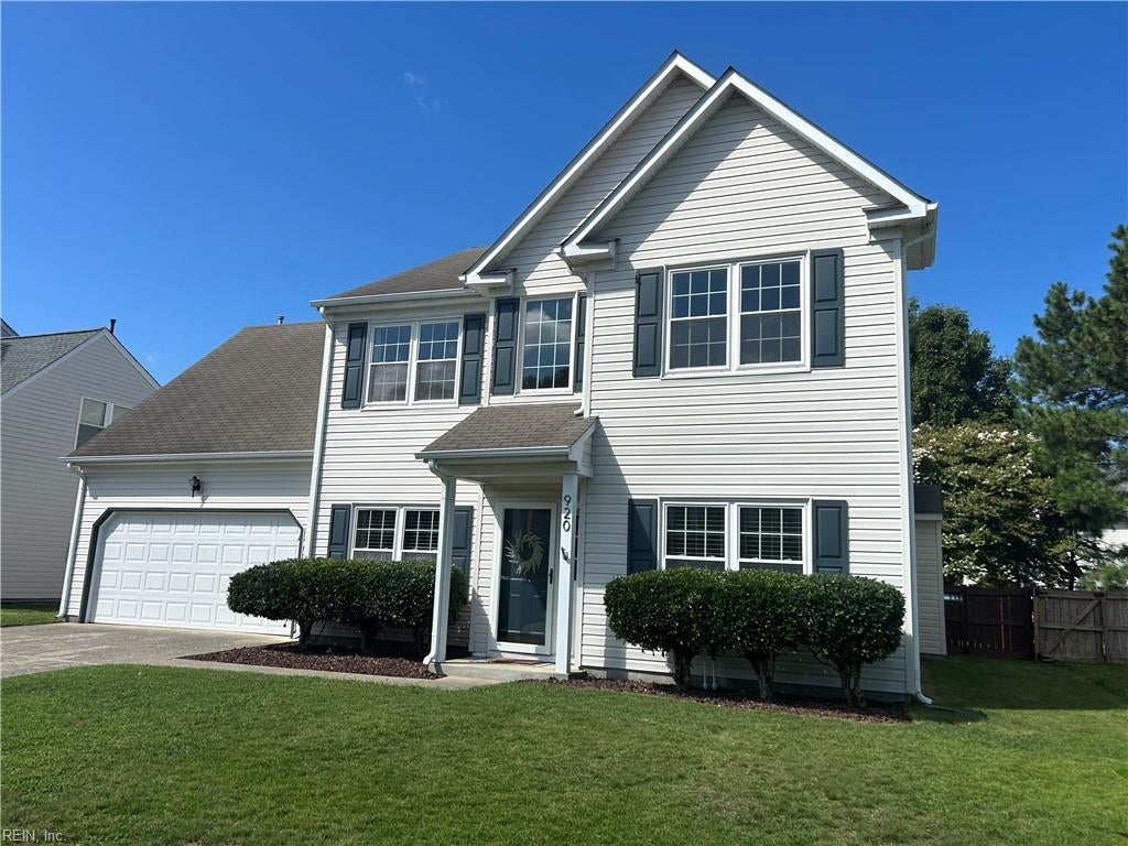 920 Foxboro Dr — photo