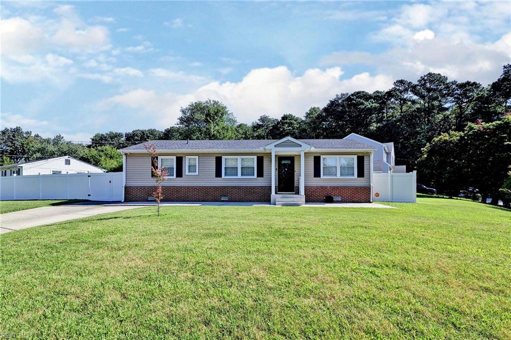 212 Picard Dr — photo