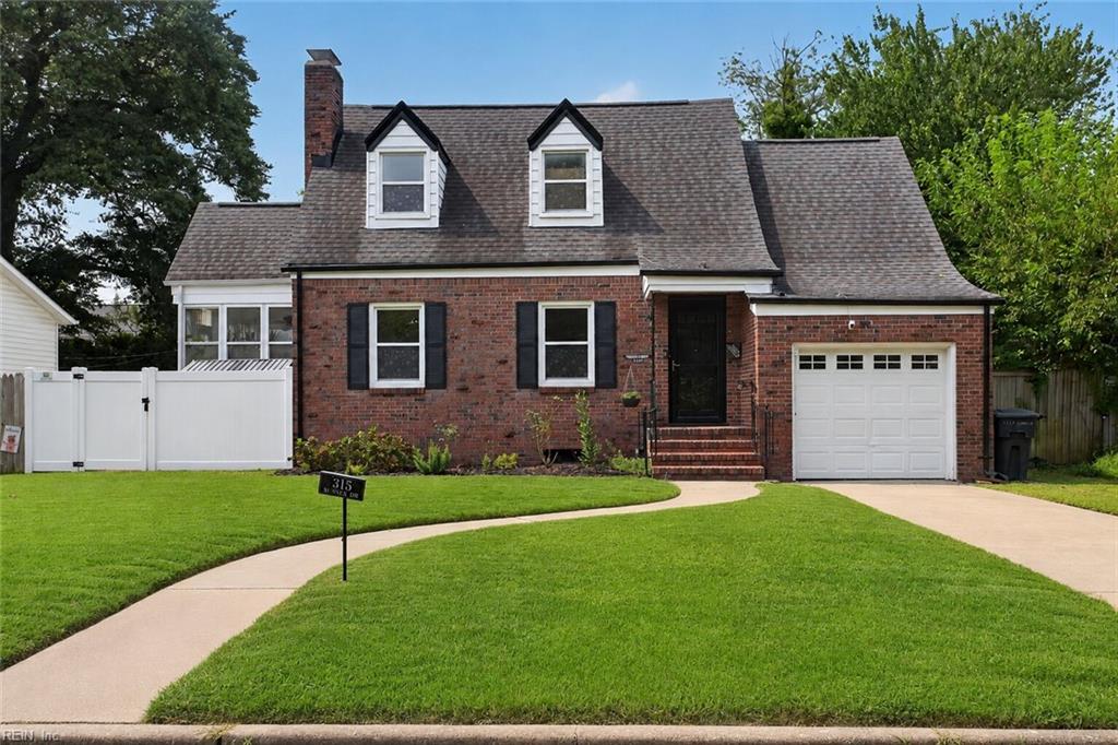 315 Sussex Dr — photo