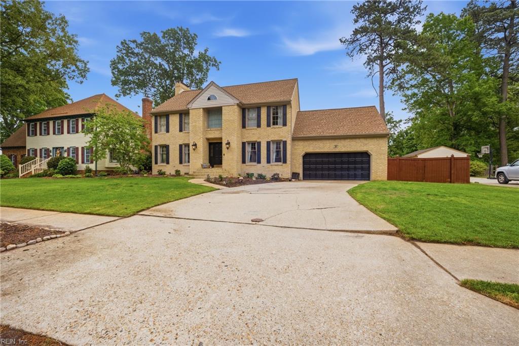 913 Montebello Cir — photo