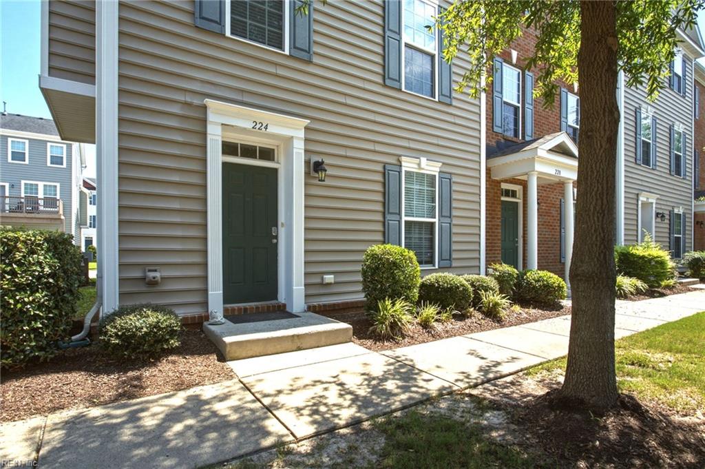 224 Breccia Ln 218 — photo