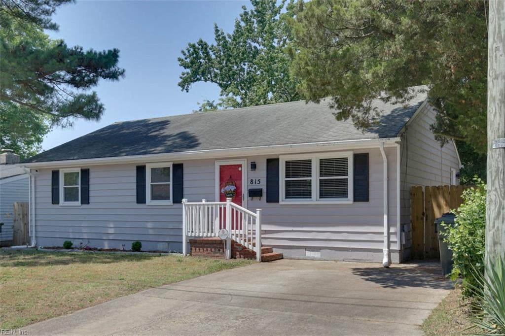 815 Pine Harbor Dr — photo