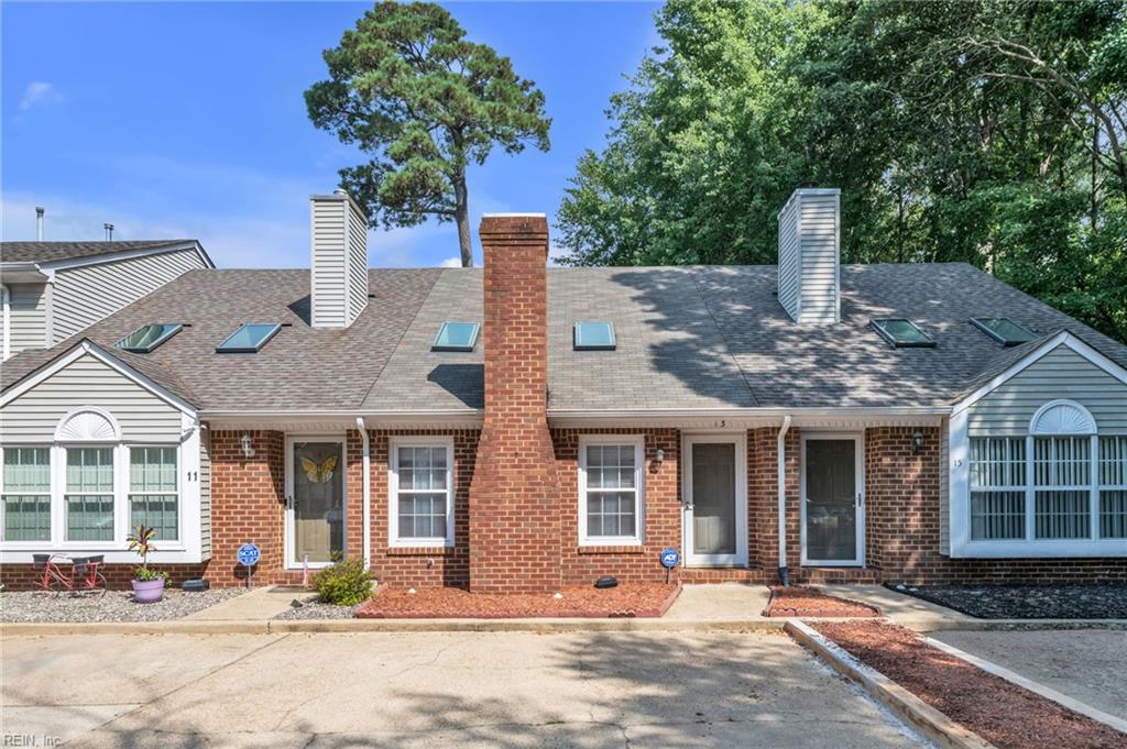 13 Hackberry Pl — photo