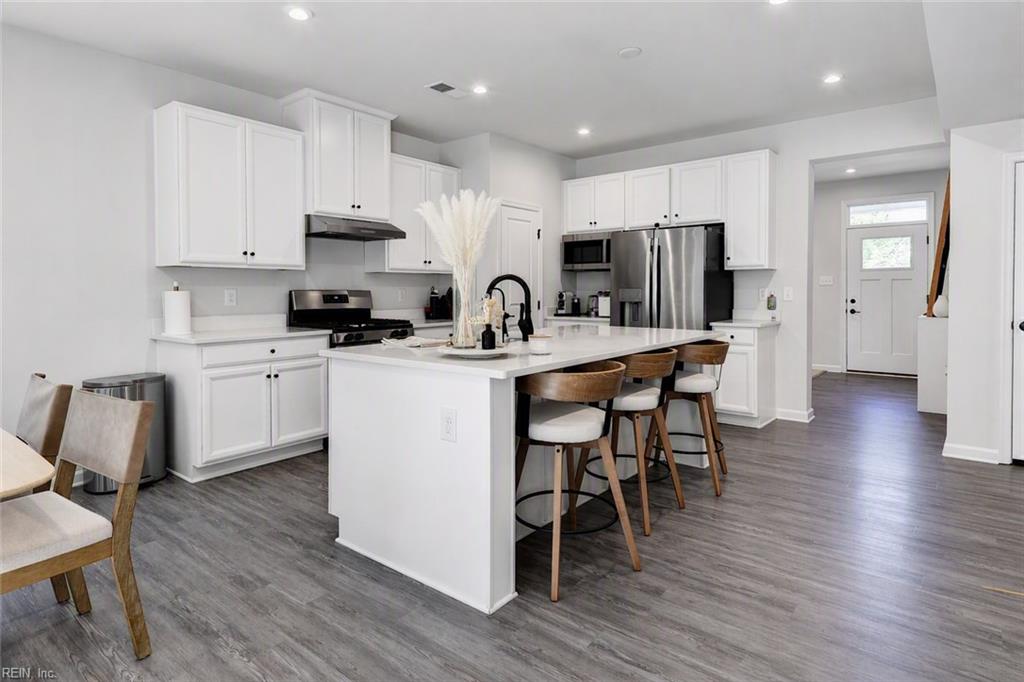 409 Boltons Mill Pw — photo