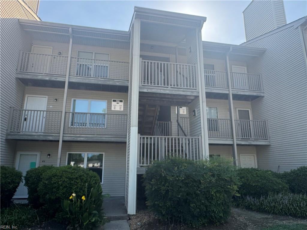566 Candle Ln 301 — photo