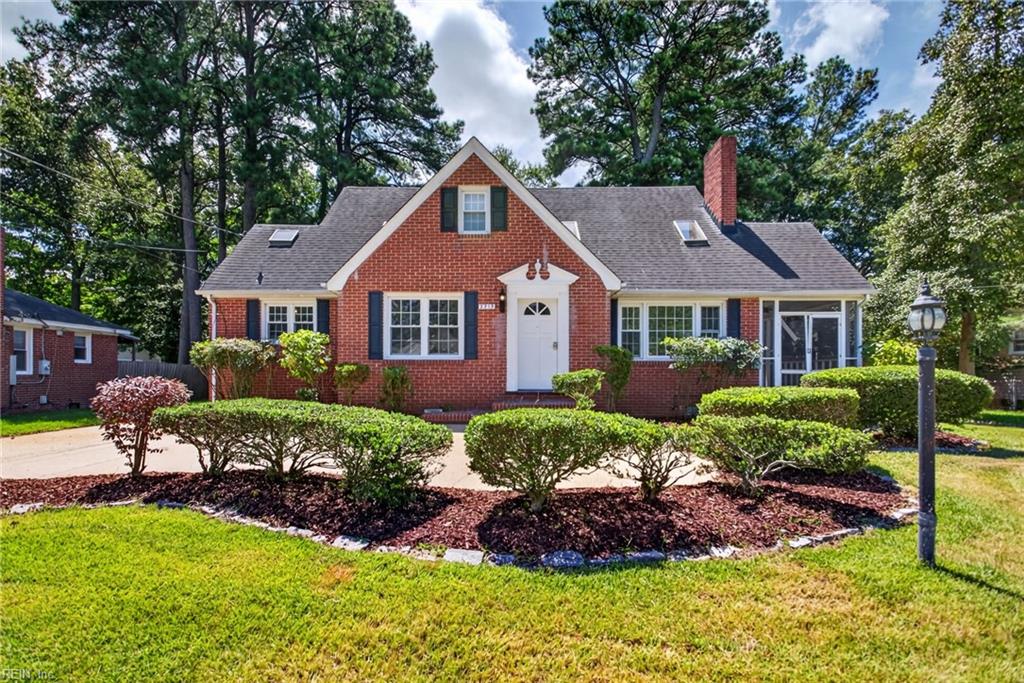 2213 Wildwood Rd — photo
