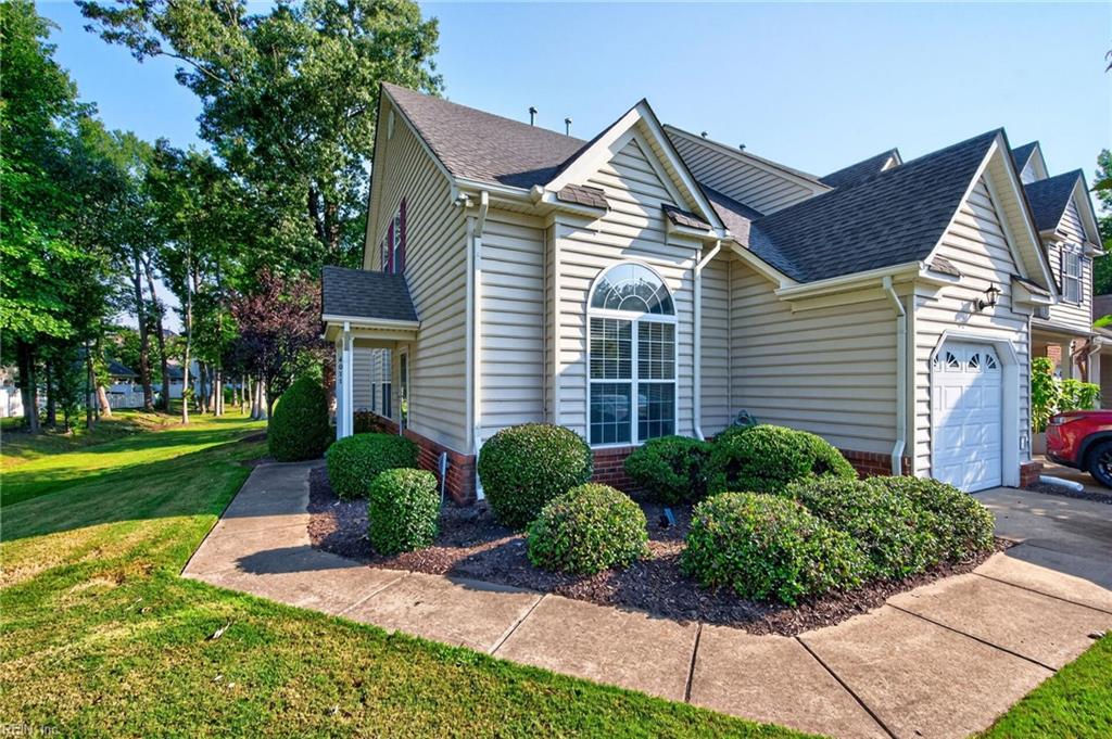 4011 Holston Ct — photo