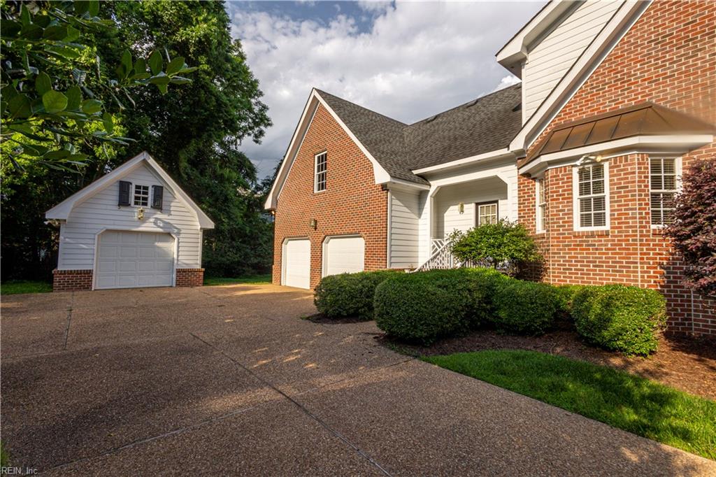 103 Tucker Ct — photo