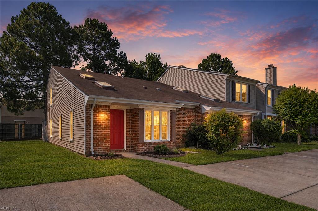416 Hollomon Dr — photo