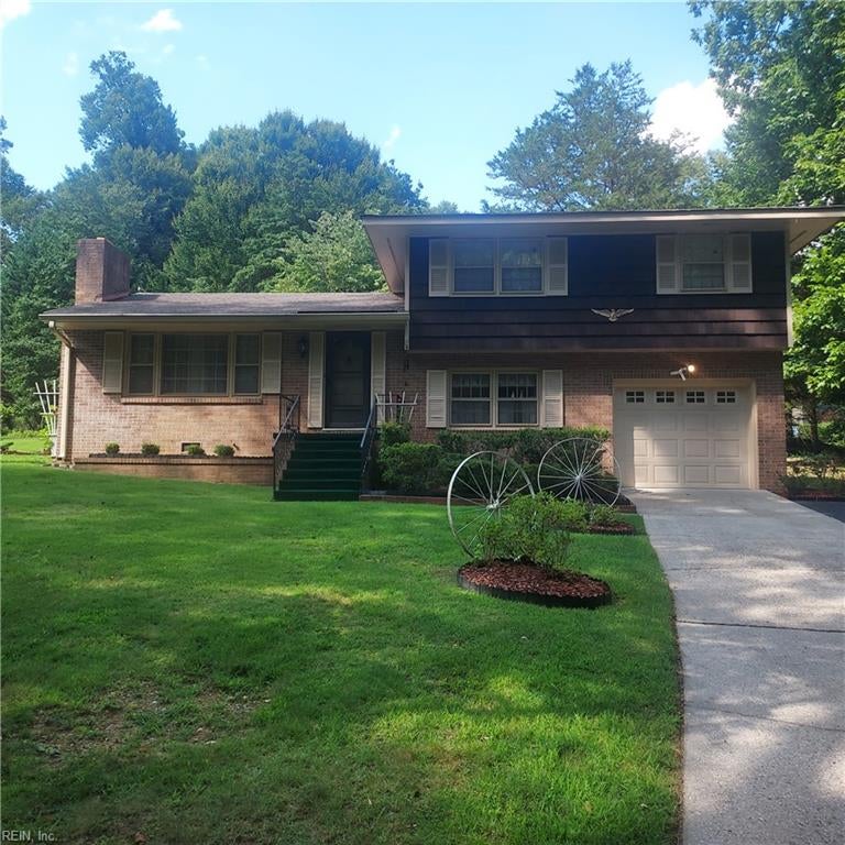 107 Lakeshead Dr — photo