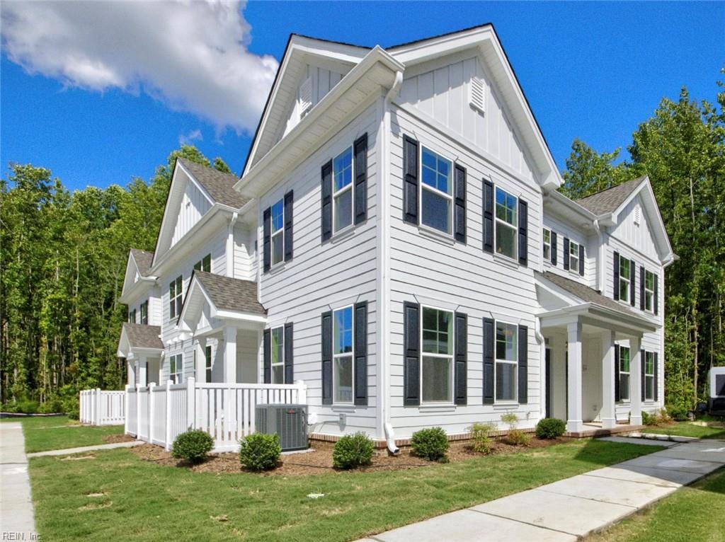 4985 Boone Rd — photo