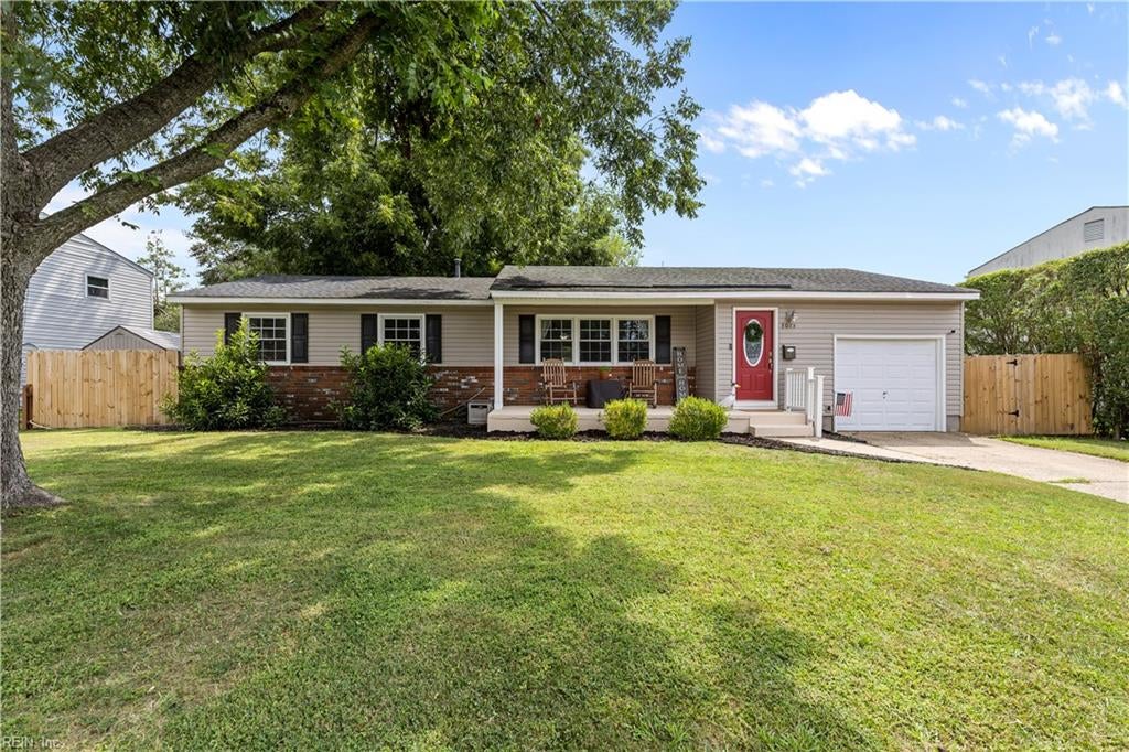 3013 Bowling Green Dr — photo