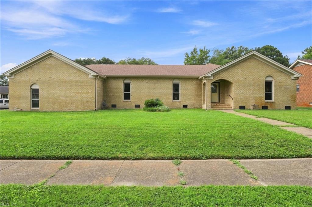 709 Southleaf Dr — photo
