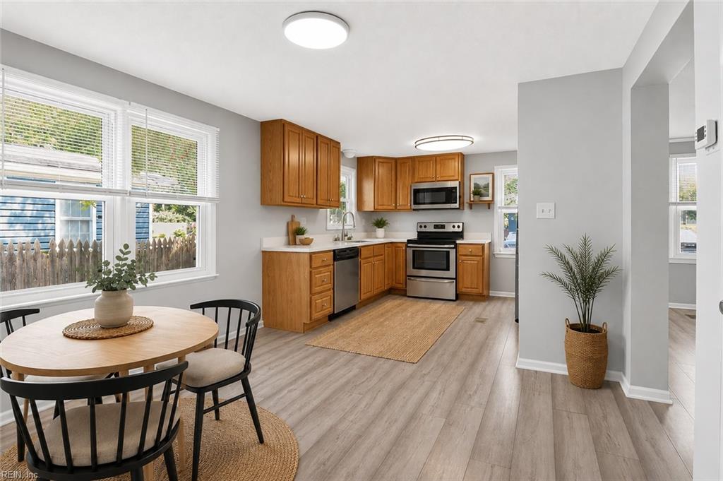 1090 Sandy Narrows Ct — photo