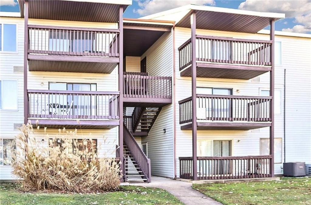 65 Wells Ct 2 — photo