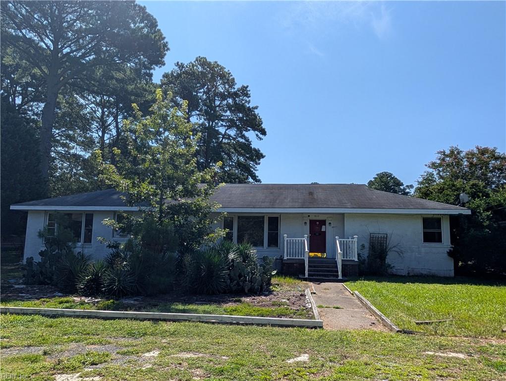 5017 Lake Cir — photo