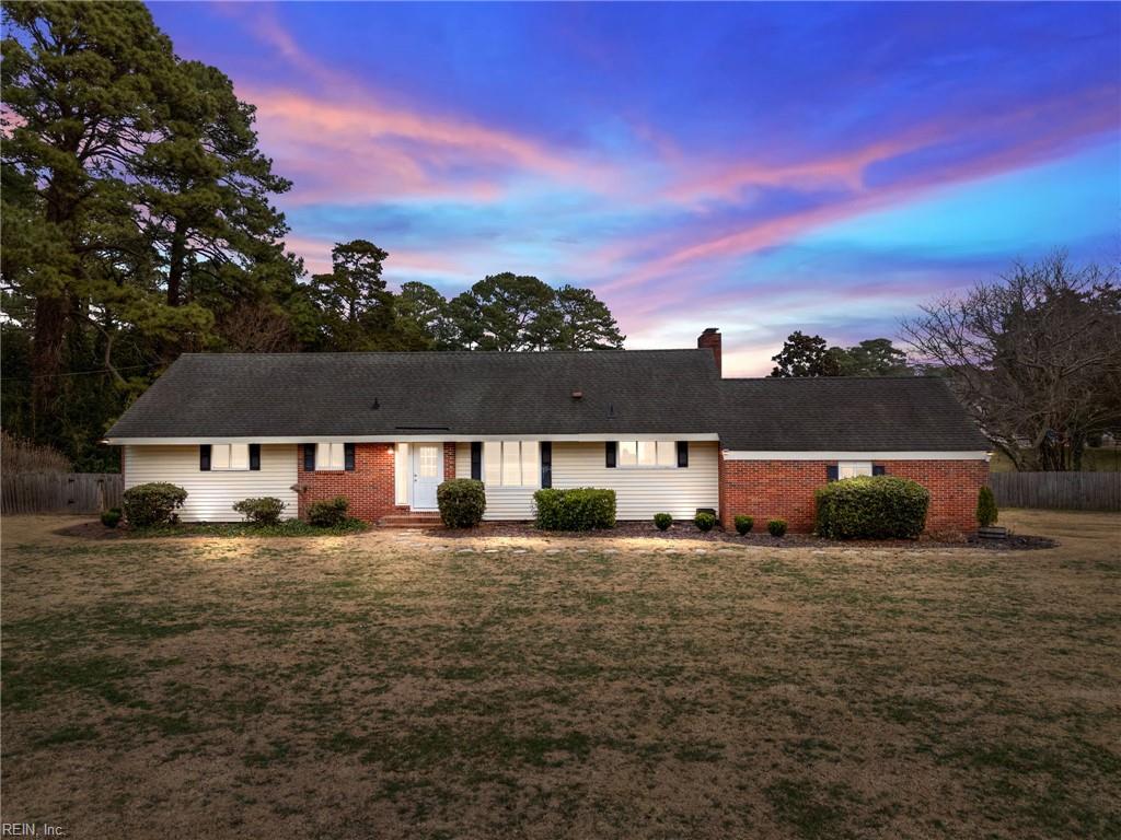1504 Alanton Dr — photo
