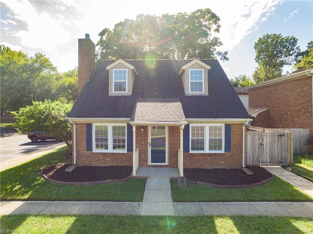 219 Loch Cir Cir — photo