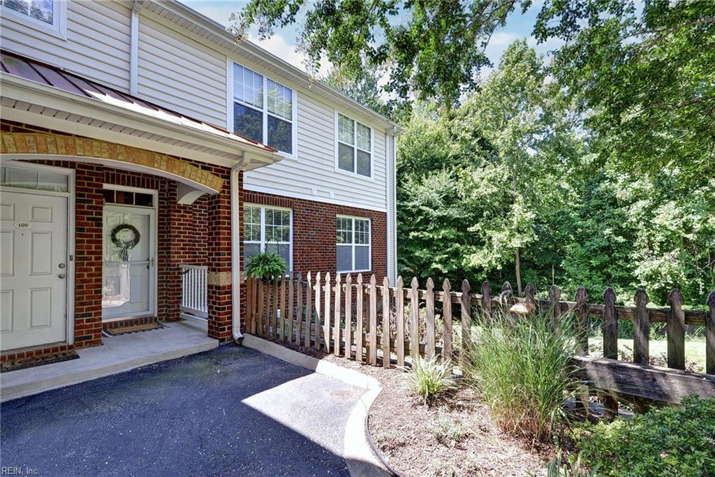 713 Windy Way 110 — photo