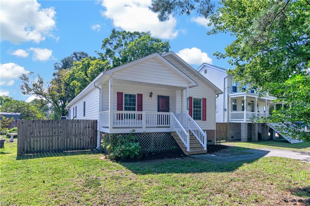 1214 Poquoson Ave — photo