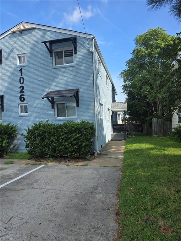 1026 Little Bay Ave 2 — photo