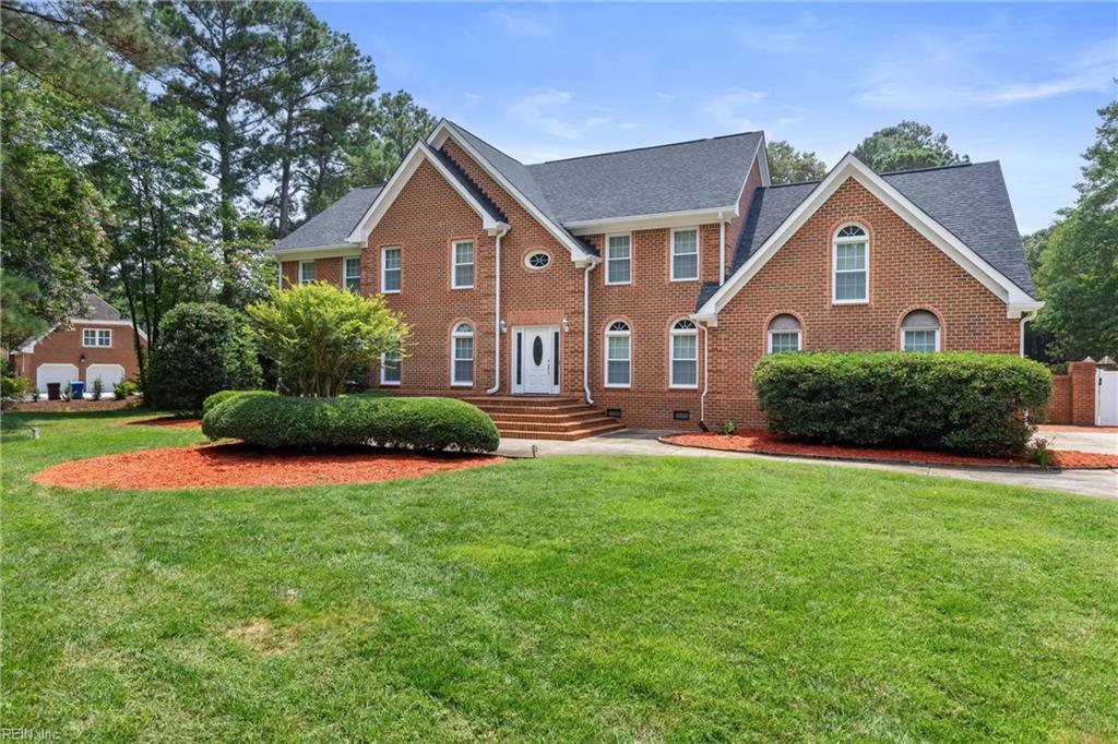 641 Ravenwoods Dr — photo
