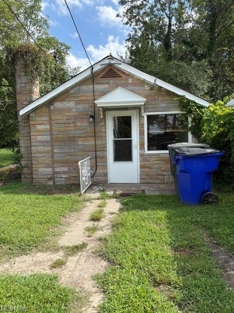 721 Norman Ave — photo