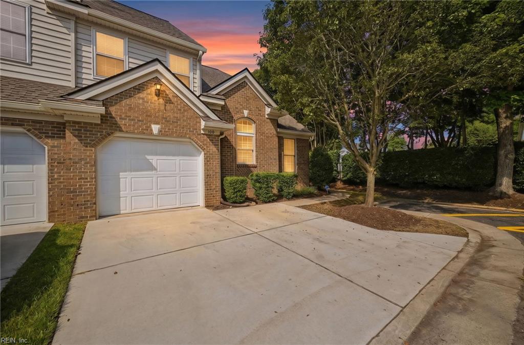 100 Bluff Ter — photo