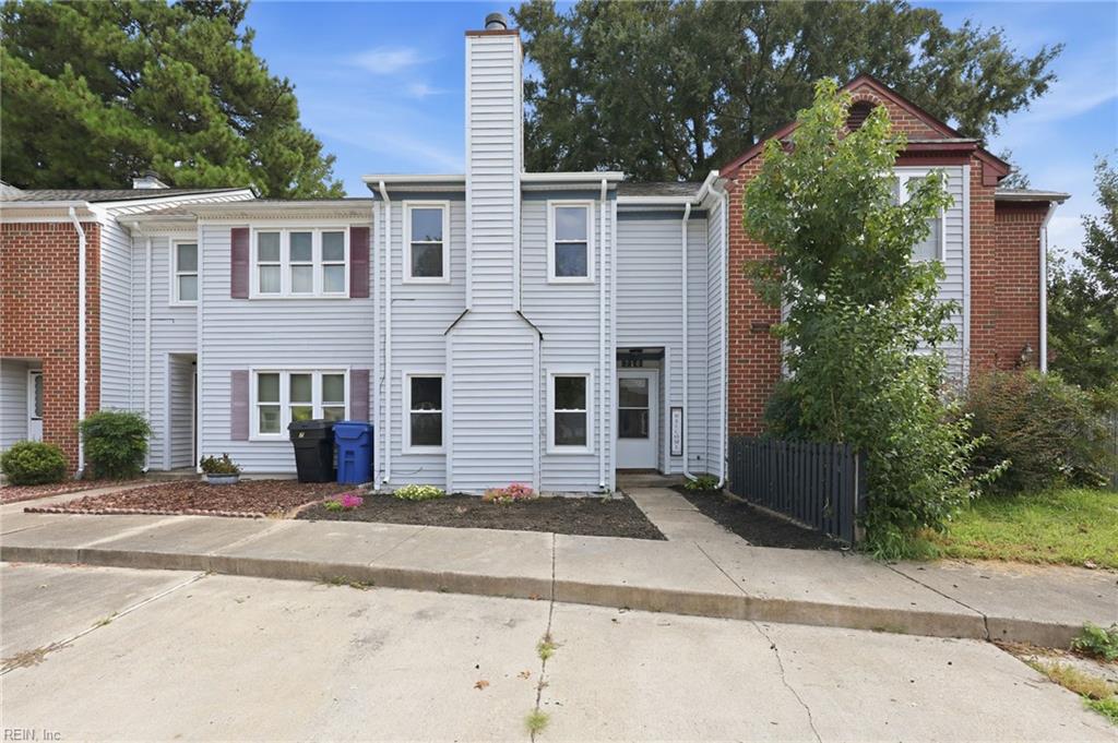 716 Glenshire Drive — photo
