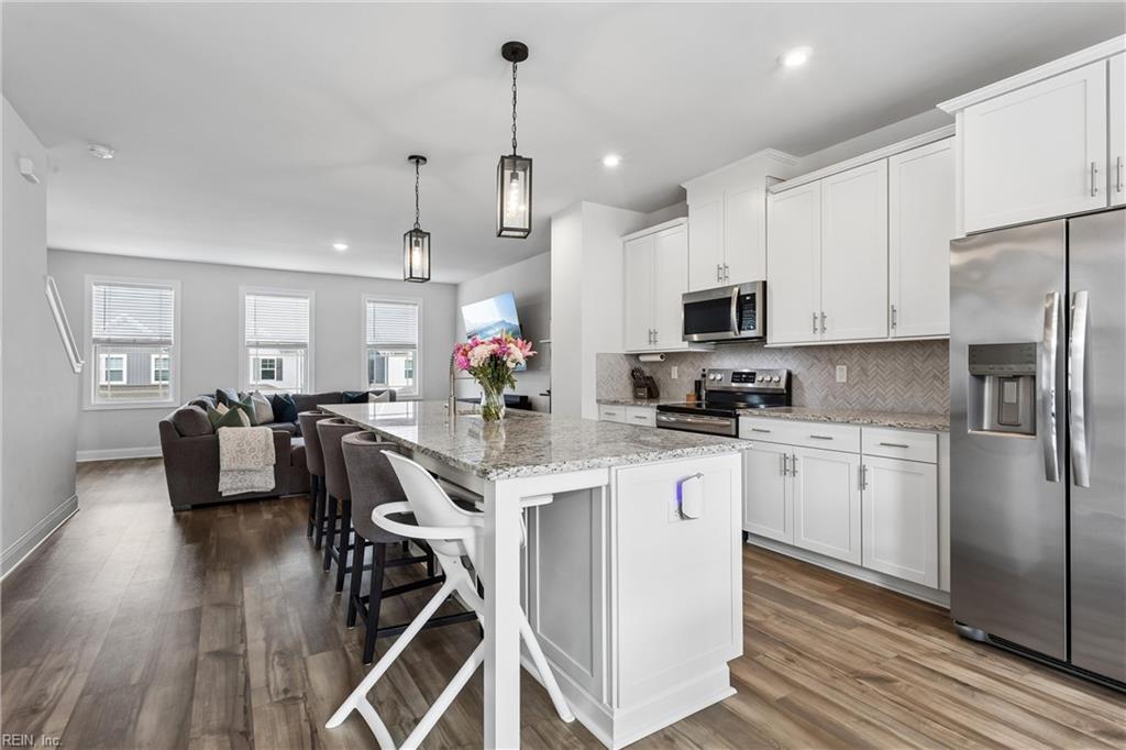 1510 Stanford Ln — photo