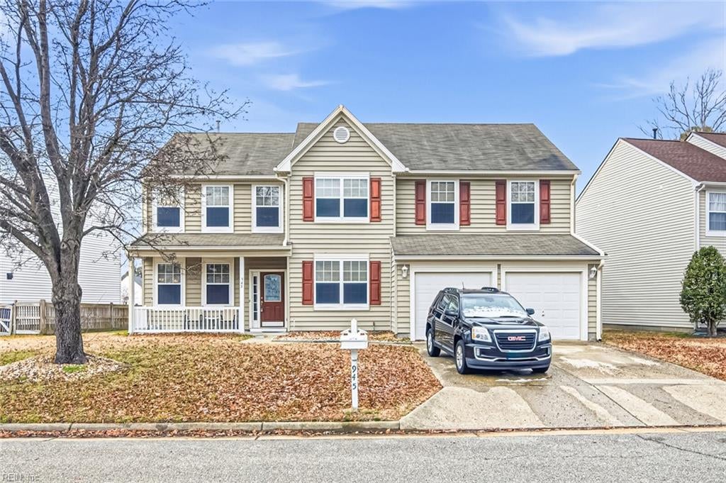 945 Foxboro Dr — photo
