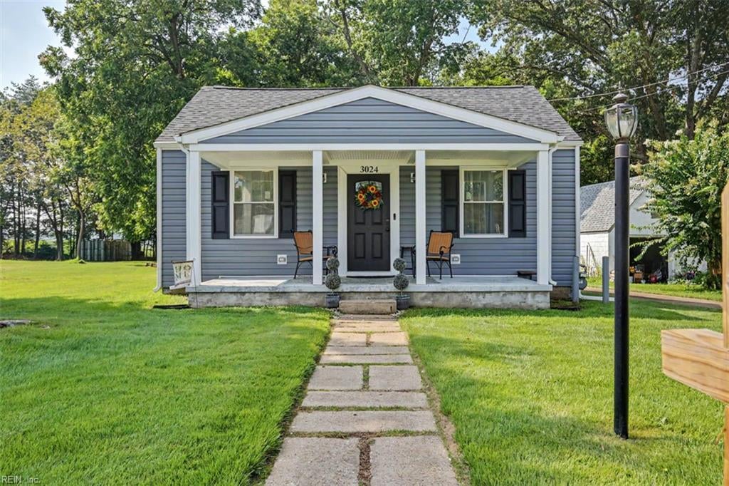 3024 Pickett St — photo