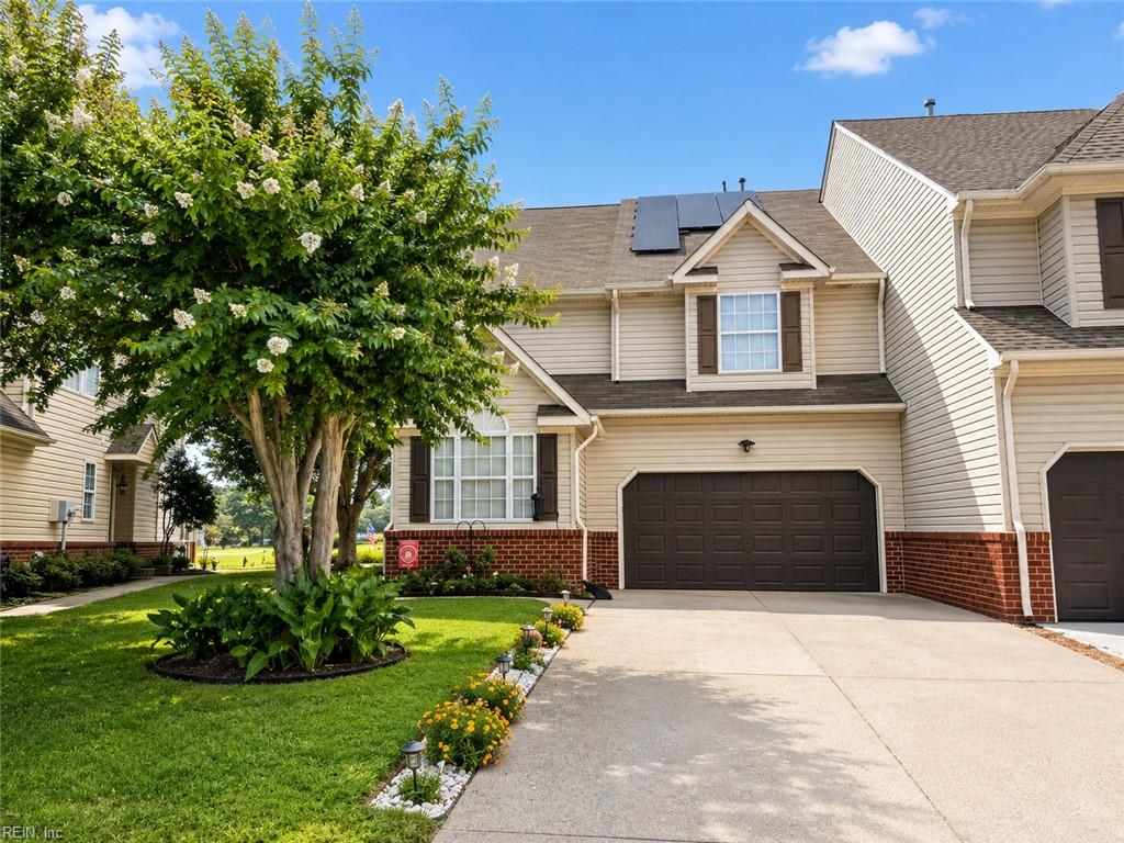 1025 Legends Way — photo
