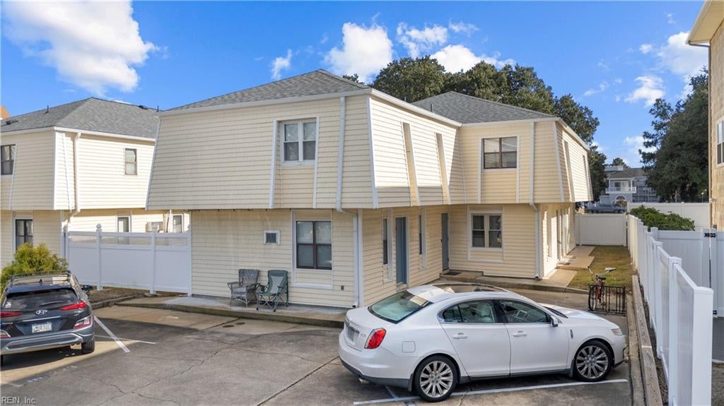 3149 Page Ave 123 — photo