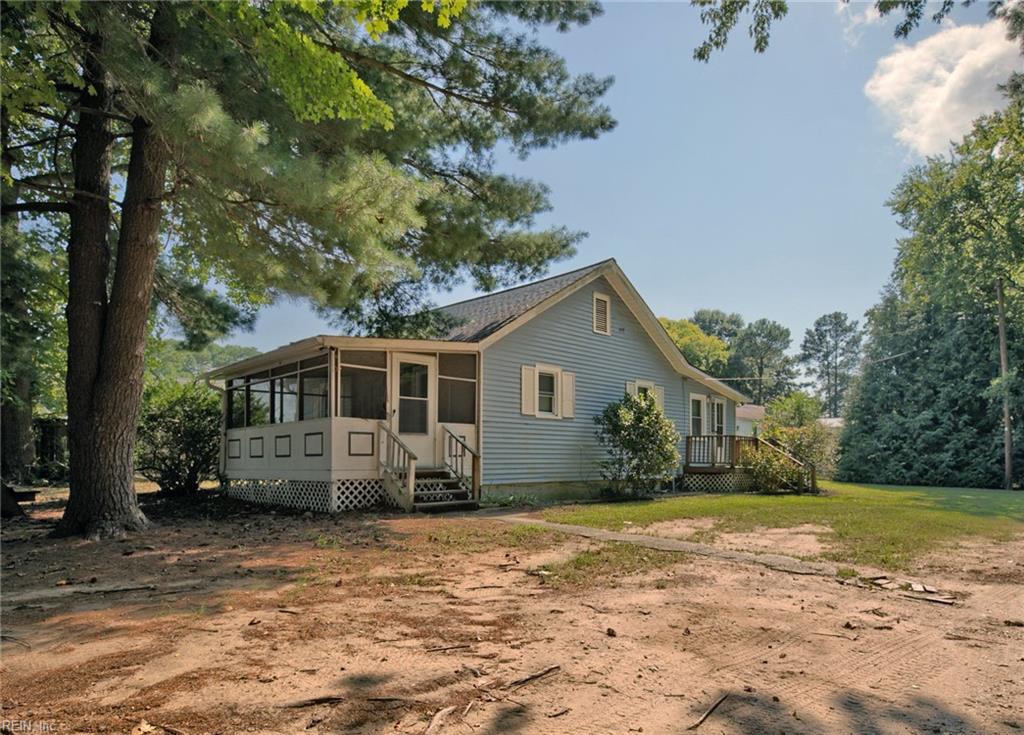 7275 Bray Rd — photo