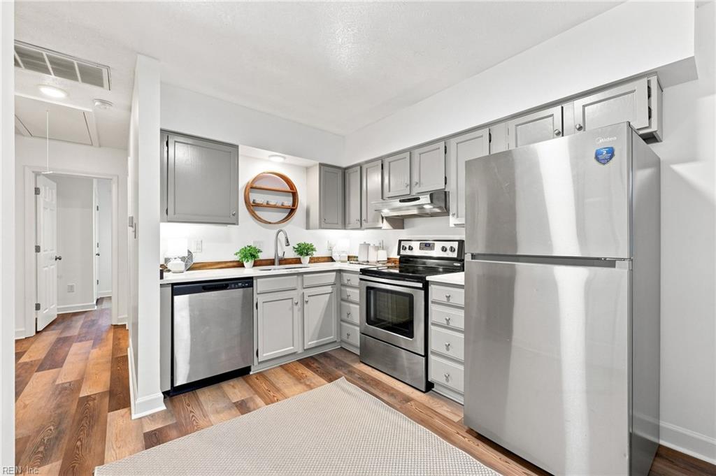 18 Cavalier Road, Hampton, VA 23669 — photo 2