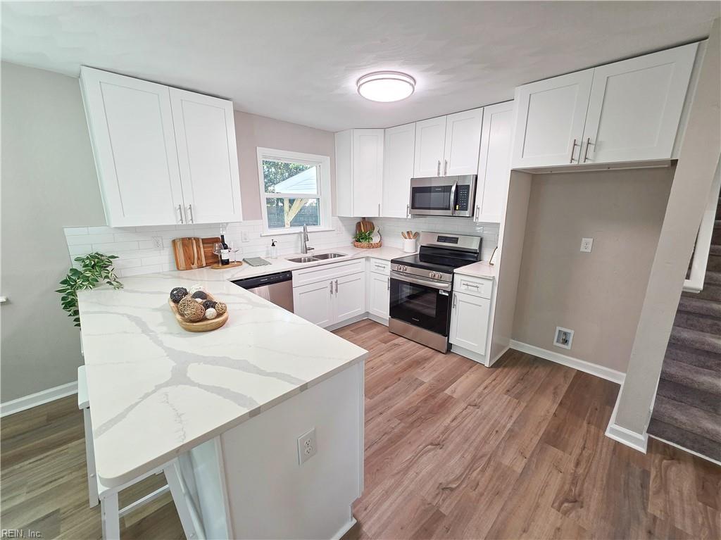 3705 Edinburgh Dr — photo