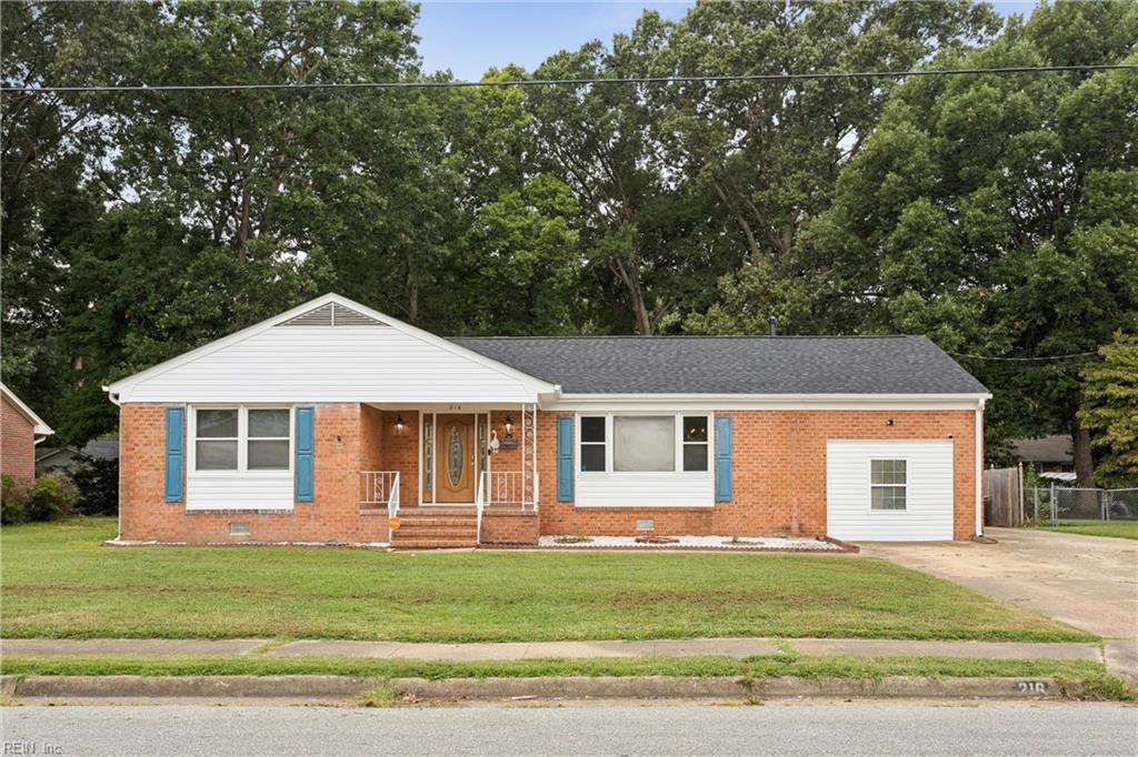 216 Watkins Dr — photo