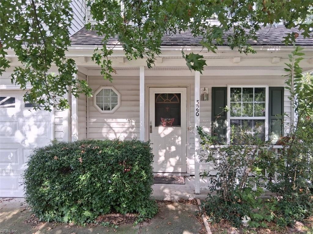 526 Windward Drive Dr — photo