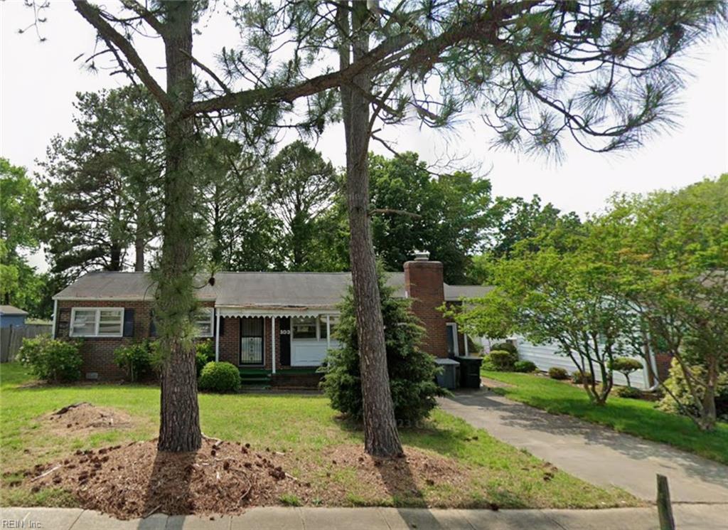 103 Bowen Dr — photo
