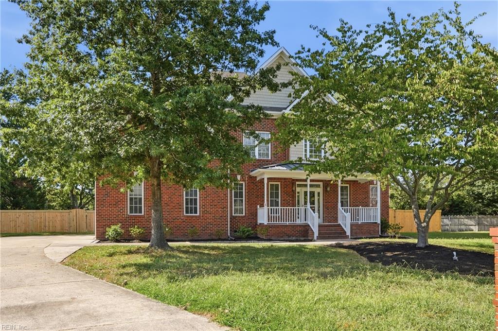 804 Wakedale Arch — photo