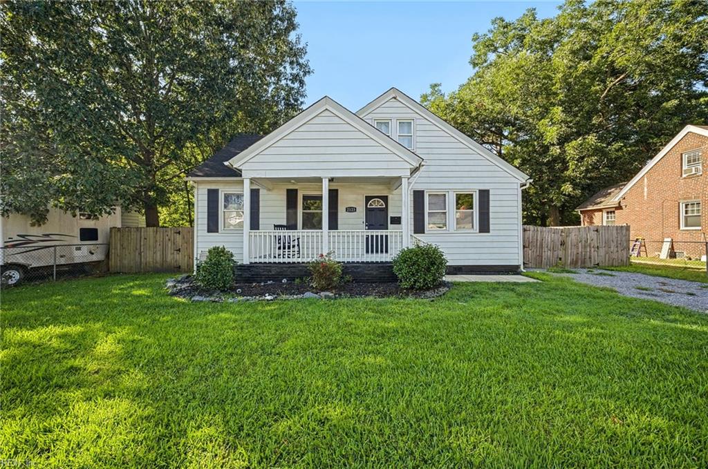 2123 Greenwood Drive — photo