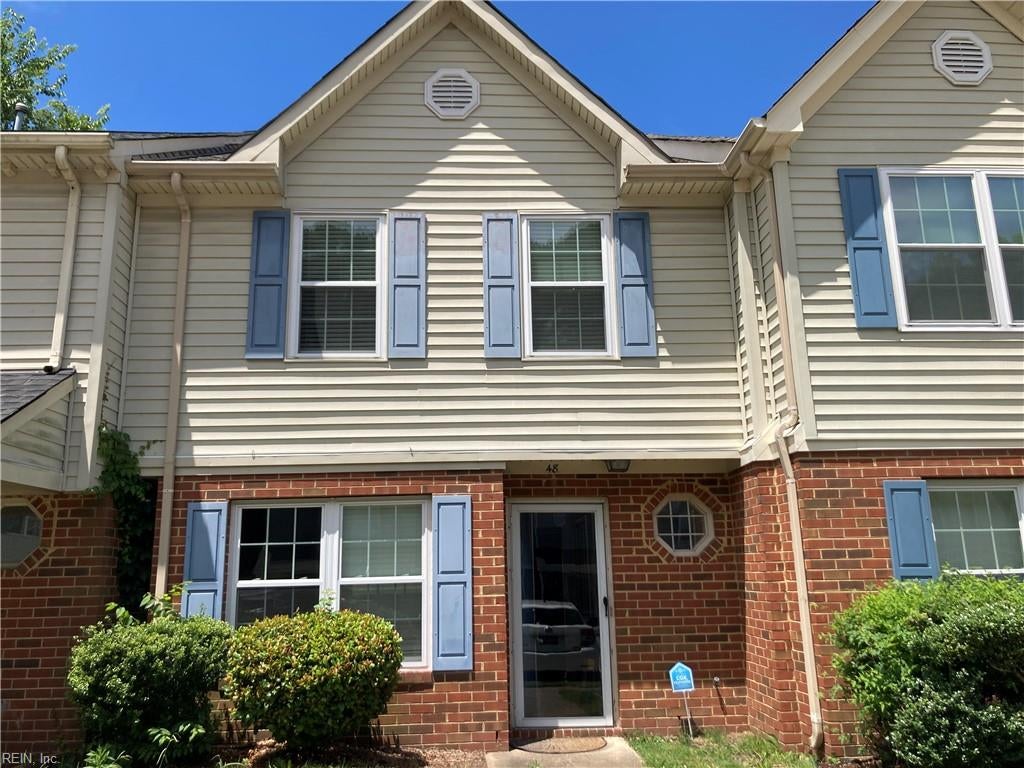48 Carmine Pl — photo